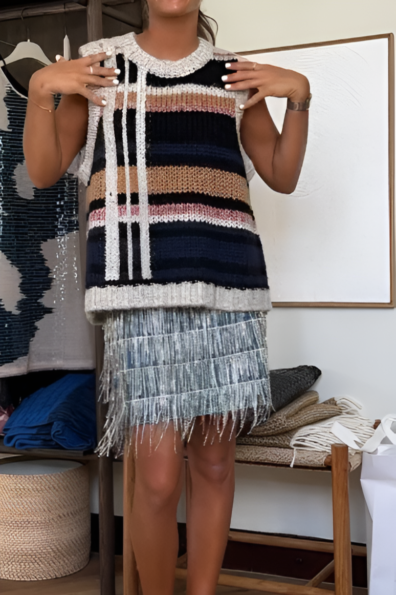 Knitted vest high-waisted fringed skirt two-piece set