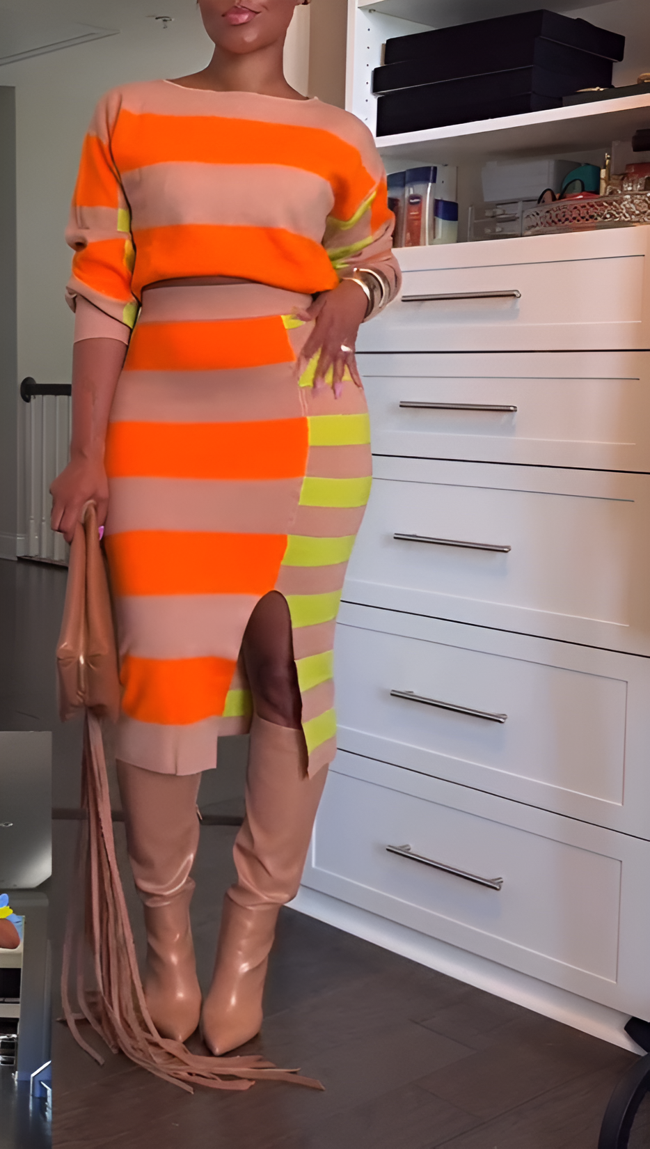 New autumn and winter long-sleeved striped slit skirt suit