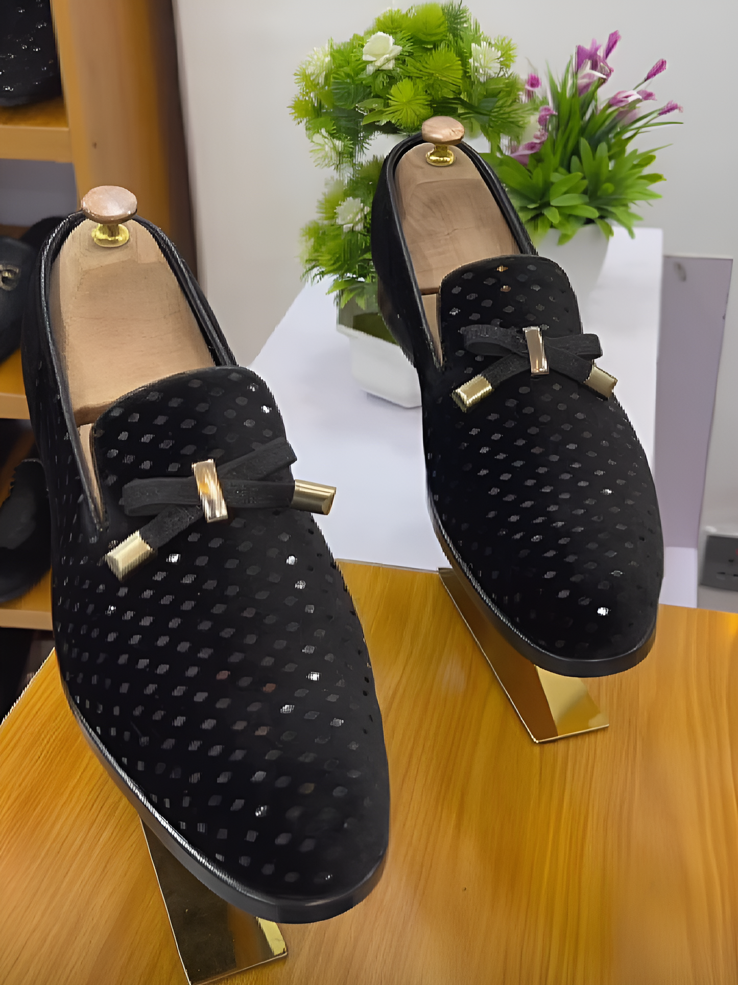 New fashionable pointed toe trendy casual leather shoes