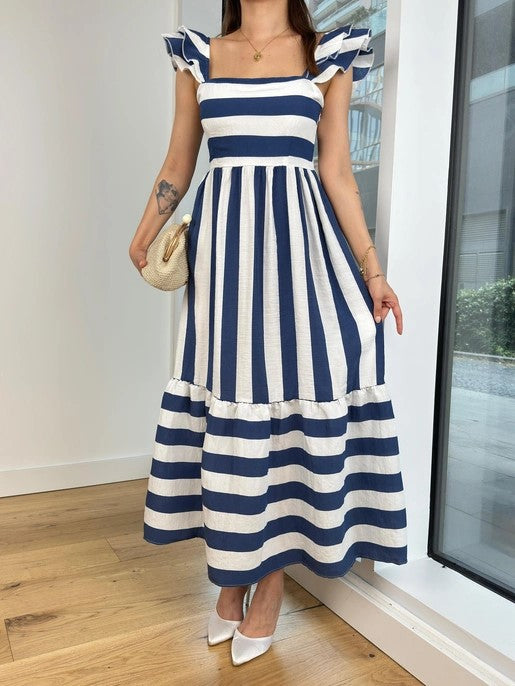 One-line collar striped suspender dress