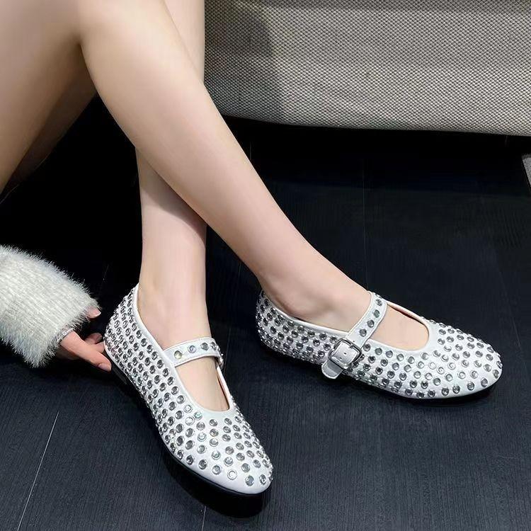 Studded buckle low-cut flats