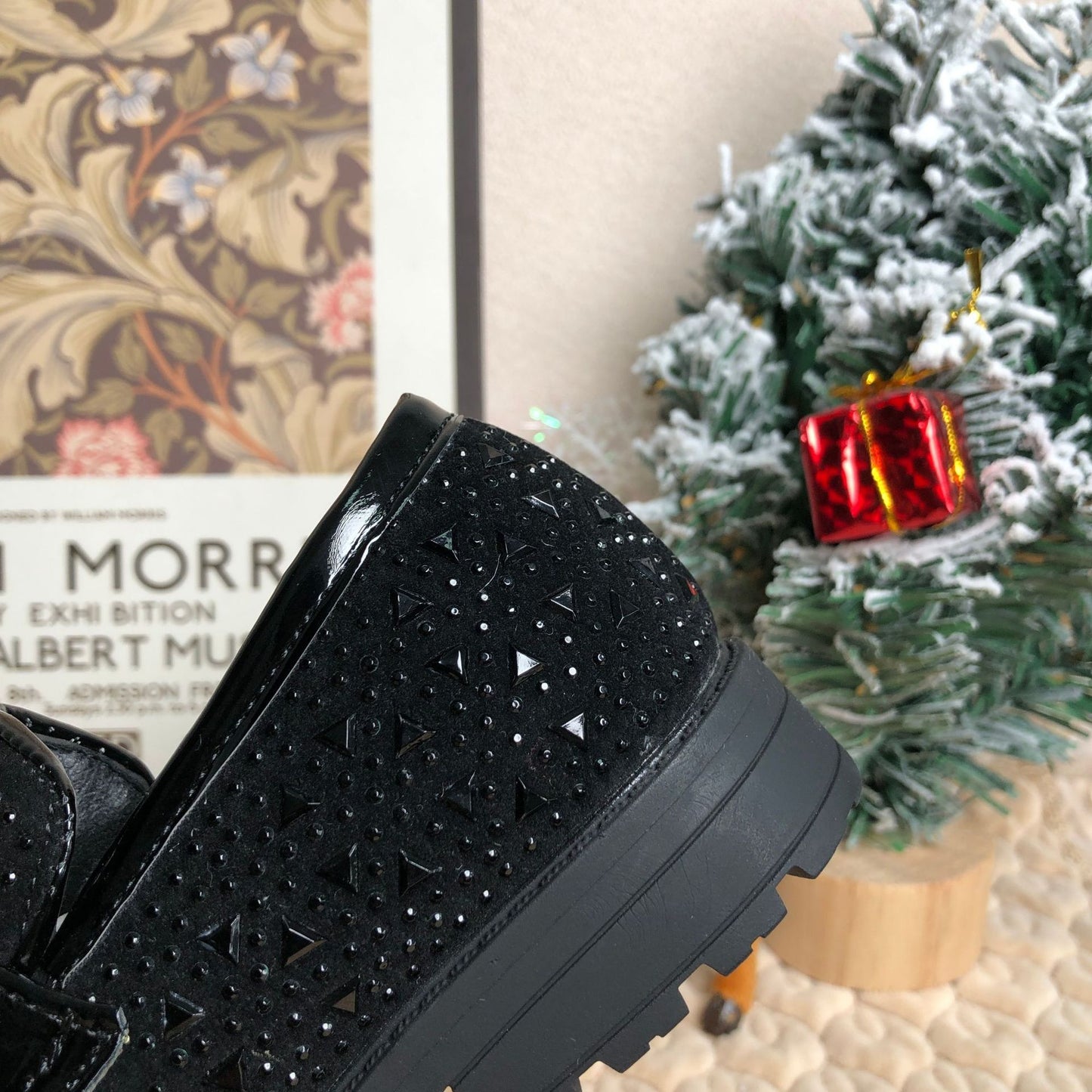 Best-selling Christmas casual loafers