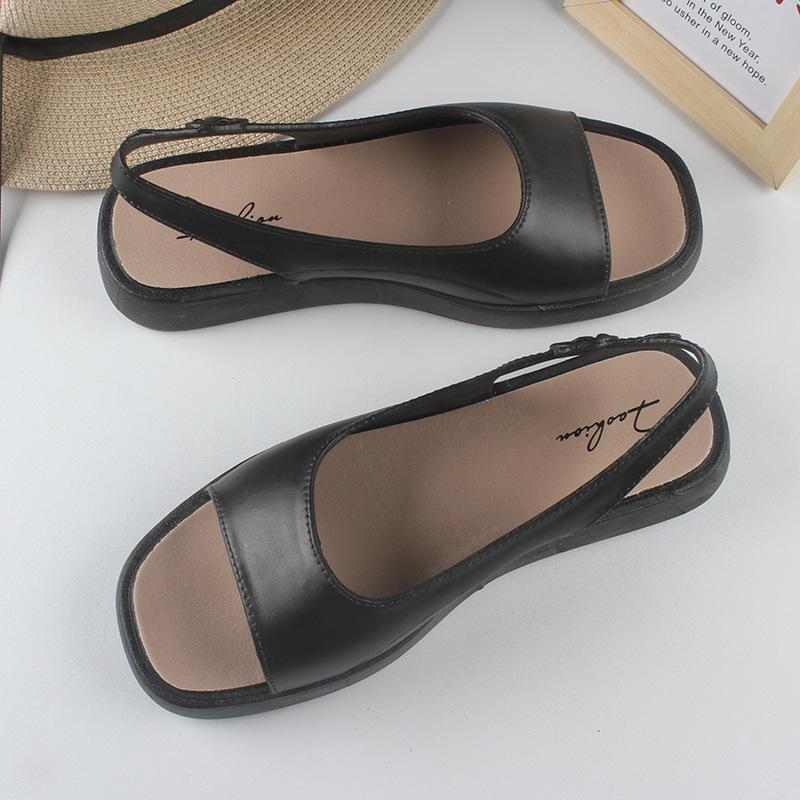 Square toe solid color casual flats