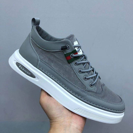 Fashionable embroidered trendy casual sneakers