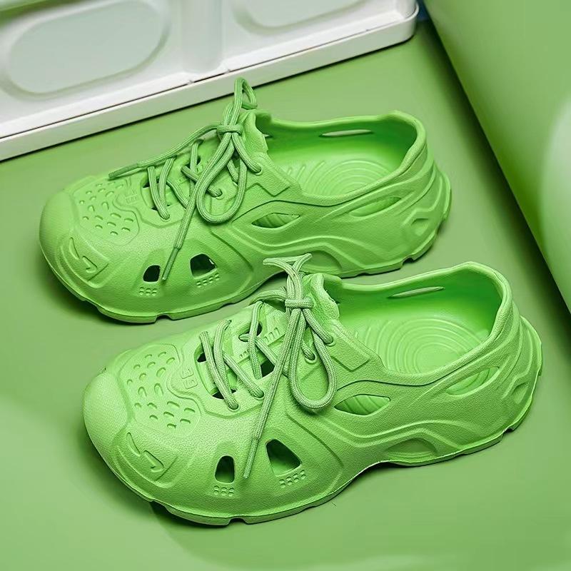 Anti-slip and anti-odor sports beach shoes