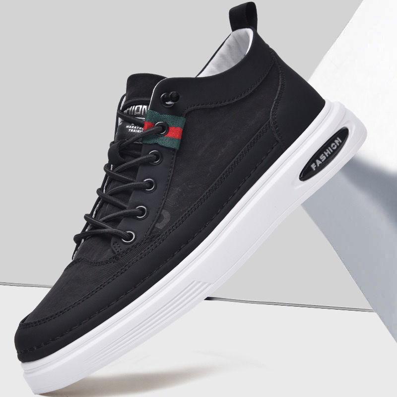 Fashionable embroidered trendy casual sneakers