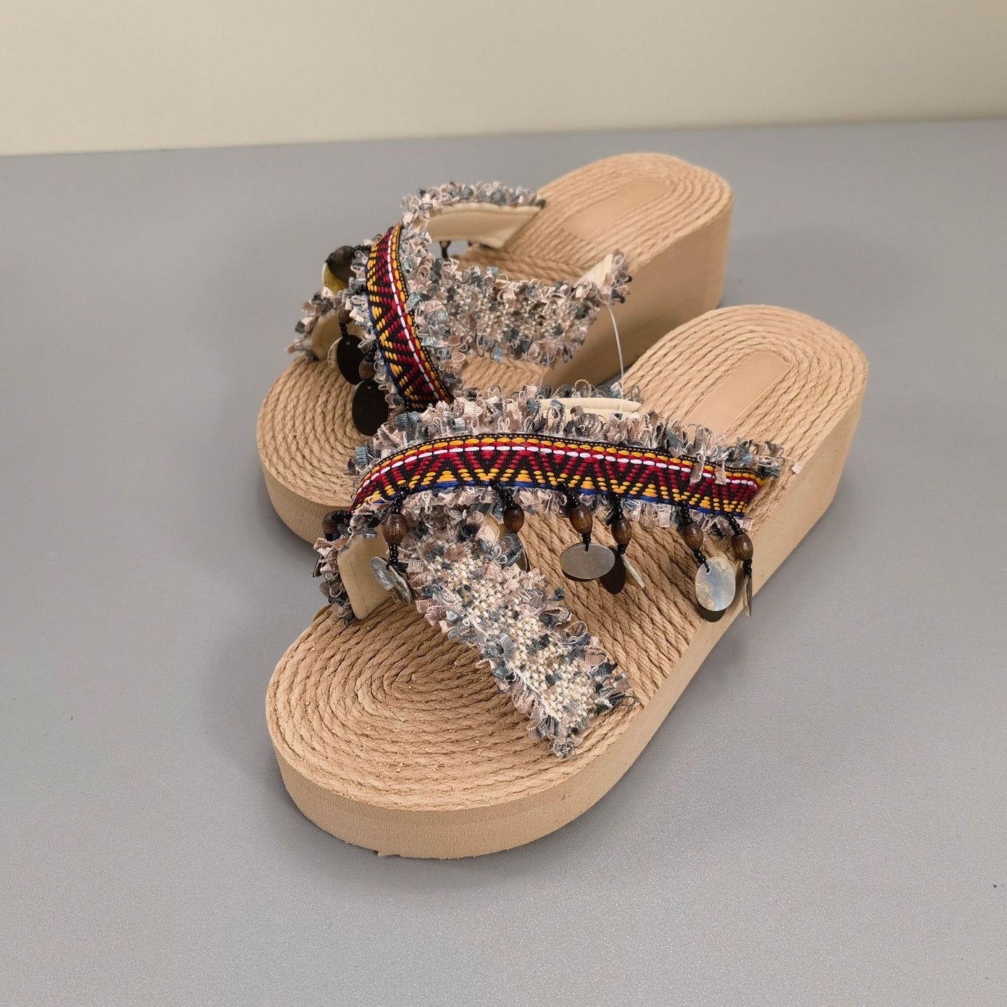 Handmade tassel ethnic style sandals