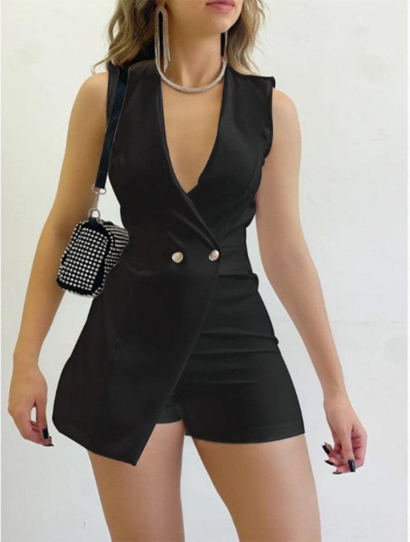 Sleeveless slim fit jumpsuit