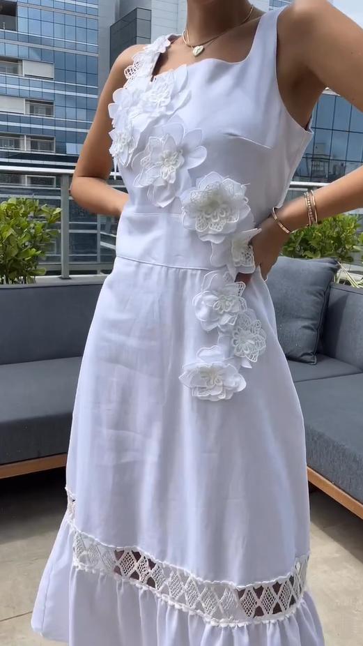 White 3D Flower Midi Dress