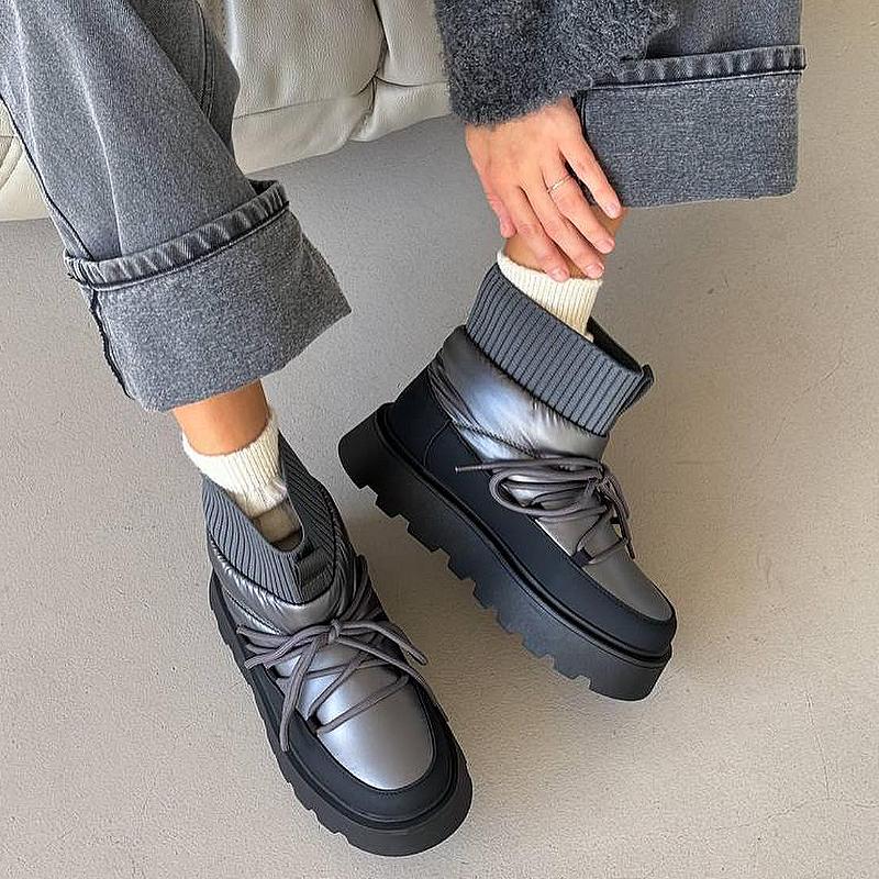 Fleece high top snow boots