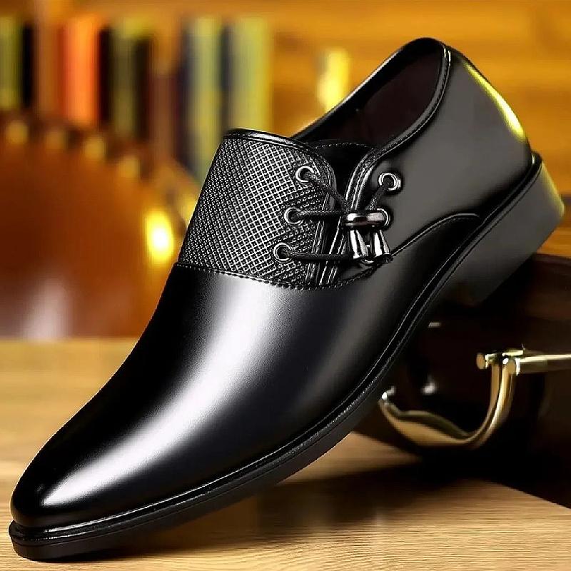 Retro pointed toe polished business casual leather shoes