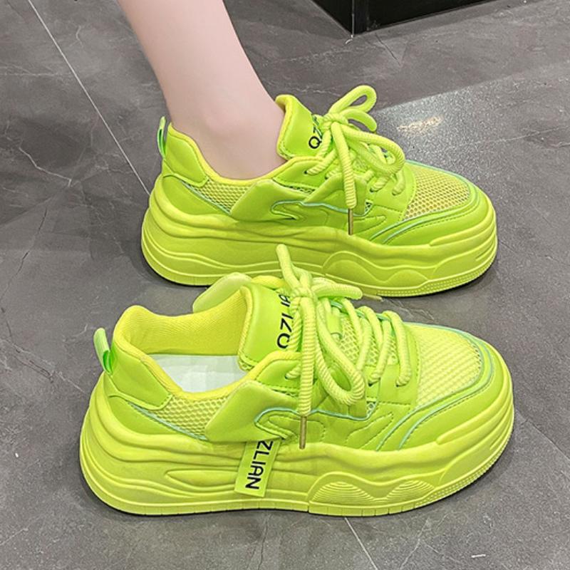 Soft sole breathable sneakers